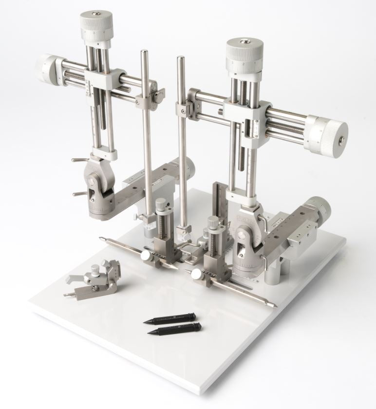 MouseNRat Ultra Precise Dual Stereotaxic Instrument, warm base